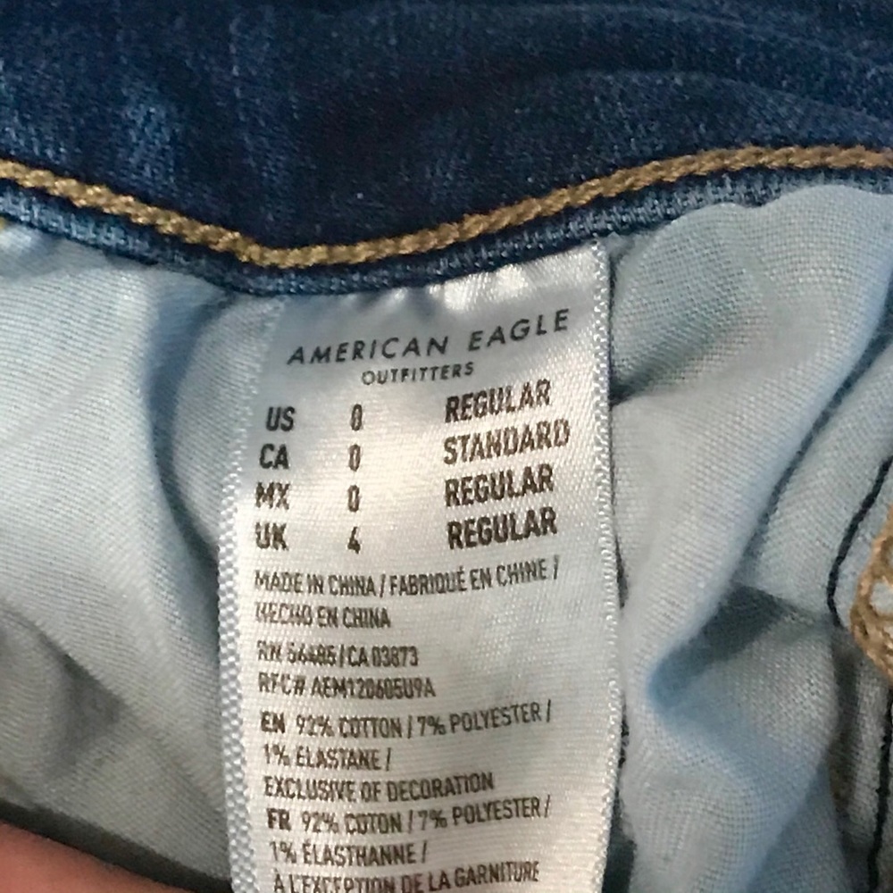 American eagle low rise skinny jeans - Picture 3 of 4